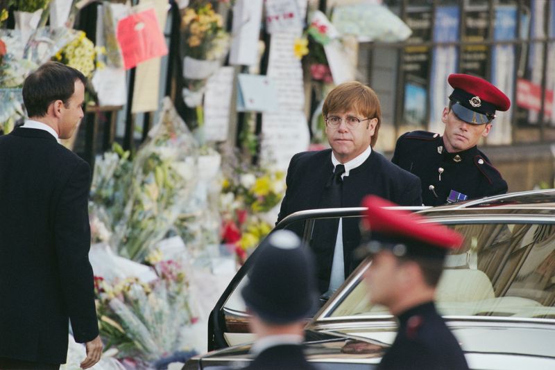 La conmovedora canción de Elton John en el funeral de la princesa Diana casi no sucede
