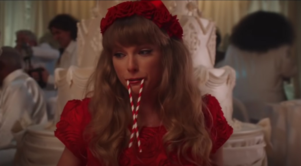 Il video di Scommetto che pensi a me di Taylor Swift è un riferimento fin troppo buono