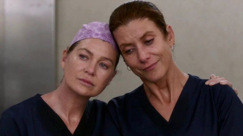 Addison ve Meredith's Grey's Anatomy Reunion, Derek'e Saygı Duruşu Verdi