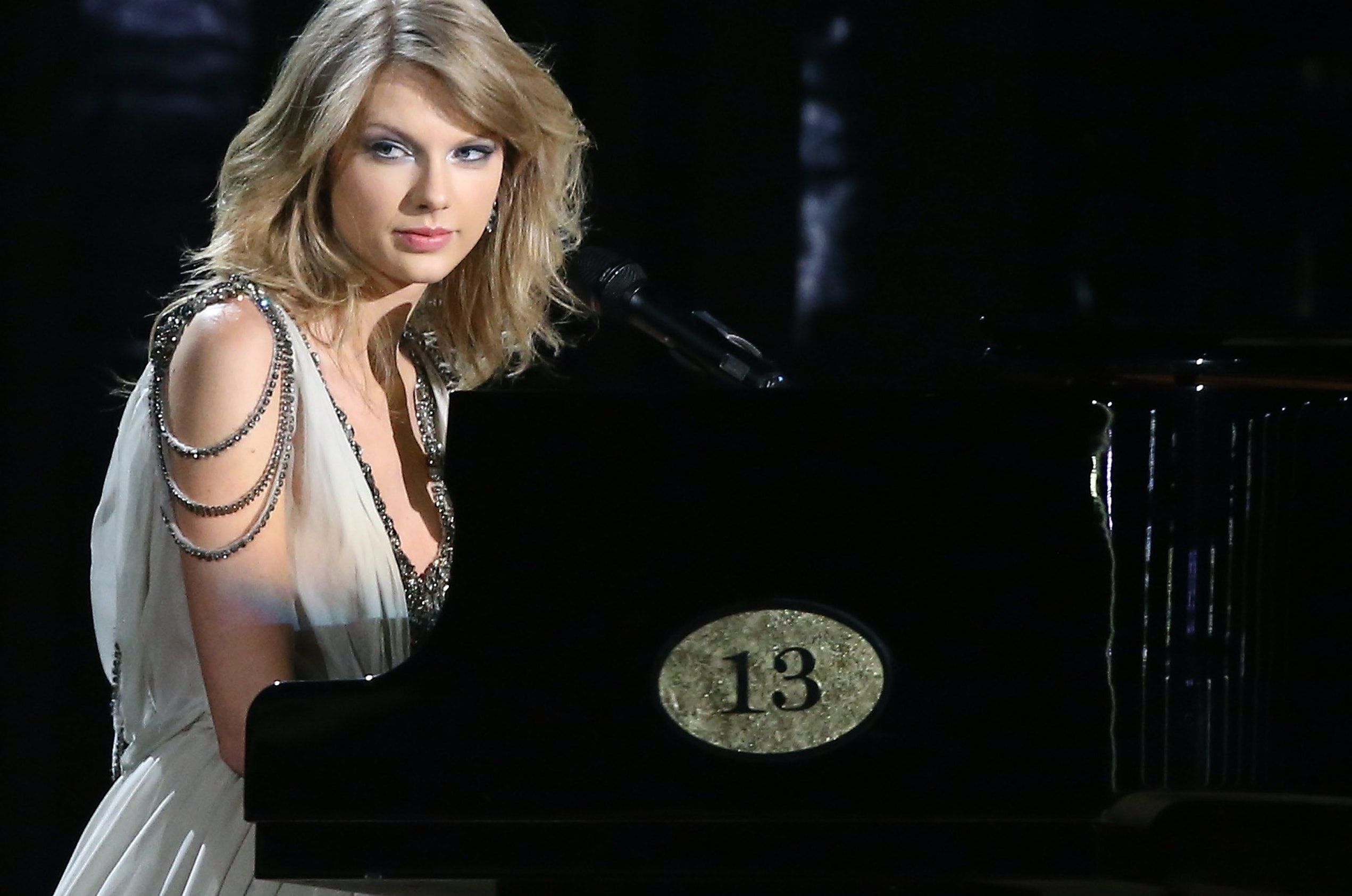 Taylor Swifti ajalugu on liiga hea ja mida tähendavad 10-minutilise versiooni laulusõnad