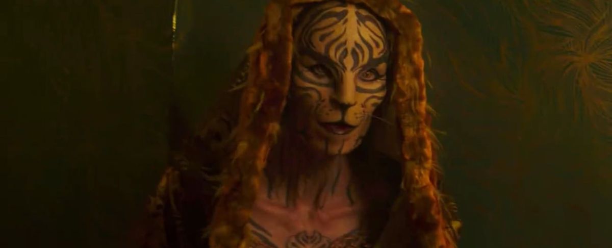 Tigrs filmā “Mockingjay” ir nākamā līmeņa kaķu lēdija