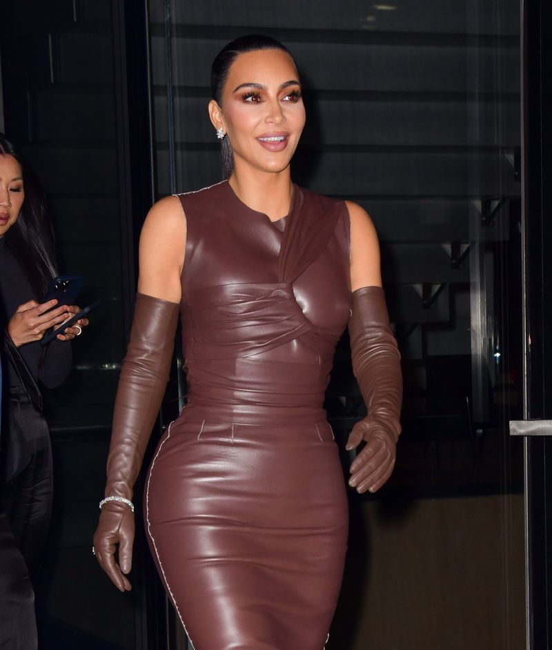 Kim Kardashian jakoi inspiroivan viestin Baby Bar -kokeen läpäisemisestä
