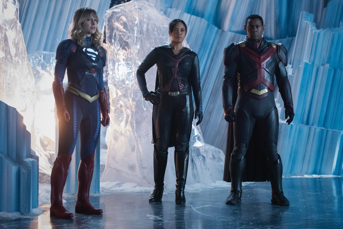 Un nuovo cattivo non sarà l'unica cosa che Supergirl sta combattendo nell'ultima stagione dello show