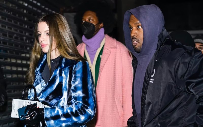 Kanye Westo ir Julios Fox pasimatymo vakaro nuotraukų esė gauna „meme“ gydymą