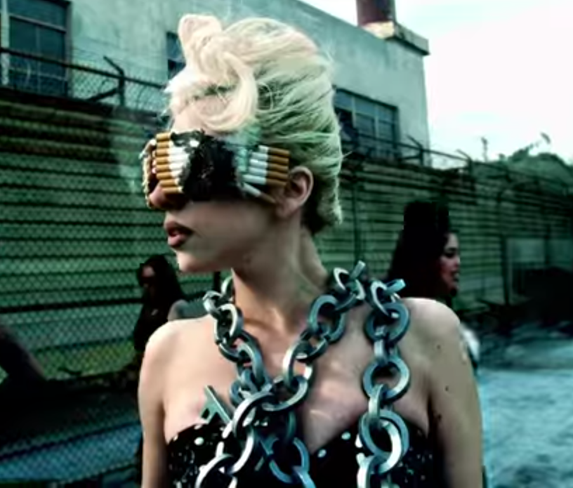 11 най-добри погледа от музикалните клипове на Лейди Гага