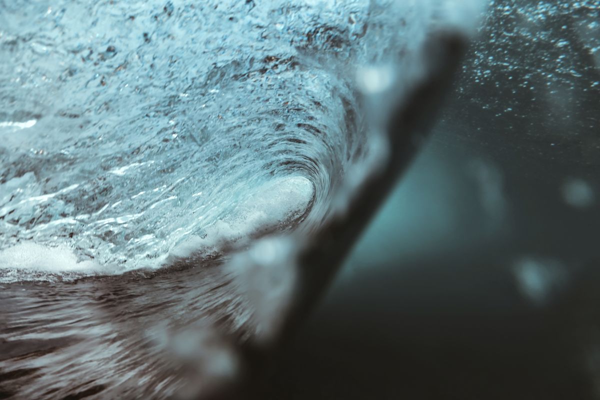 Ali oceanska voda pomaga aknam?