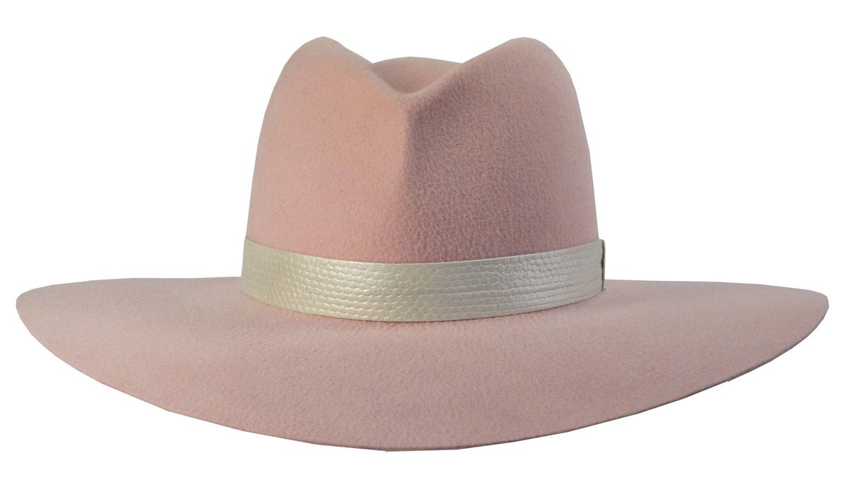 Kde kúpiť ružový klobúk Lady Gaga