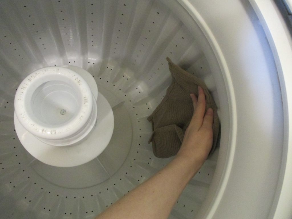 7 грешки в прането, които правят дрехите ви вонящи