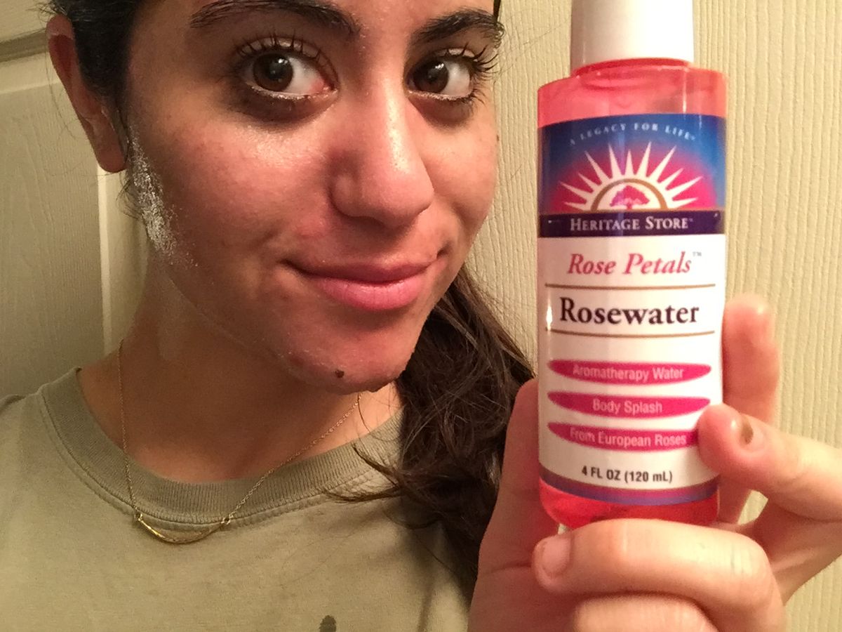 Ho provato Rosewater in ogni parte della mia cura della pelle