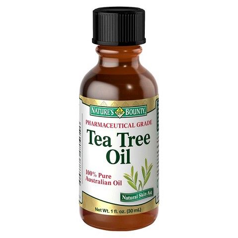 Може ли маслото от чаено дърво да лекува подутини от бръснач?