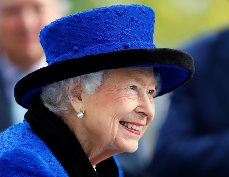 La reina está buscando un panadero estrella para sus celebraciones del jubileo de platino