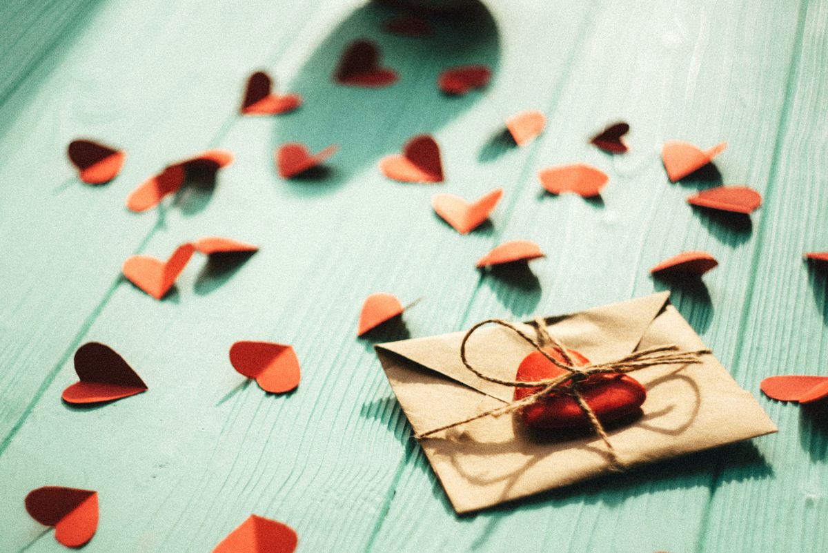 21 Sīki jautājumi par Valentīna dienu jūsu tālummaiņas svinībām