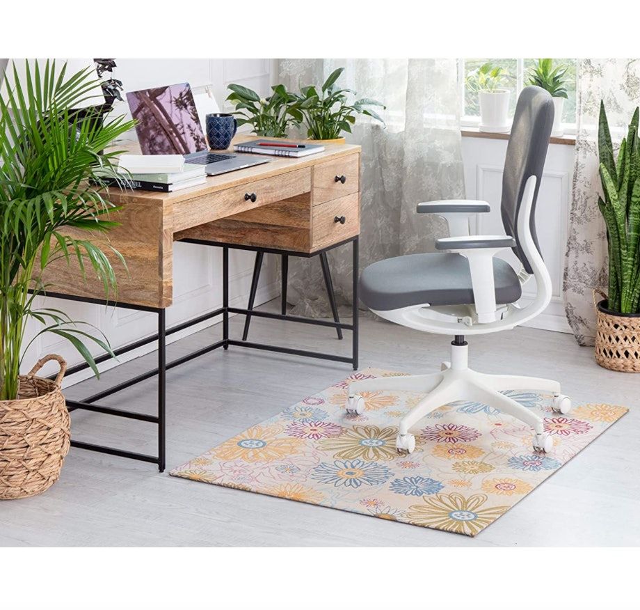 4 najlepšie podložky na stoličky na koberec podľa recenzií