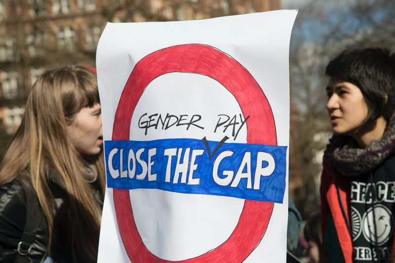 Una nueva investigación muestra que la brecha salarial de género apenas ha cambiado