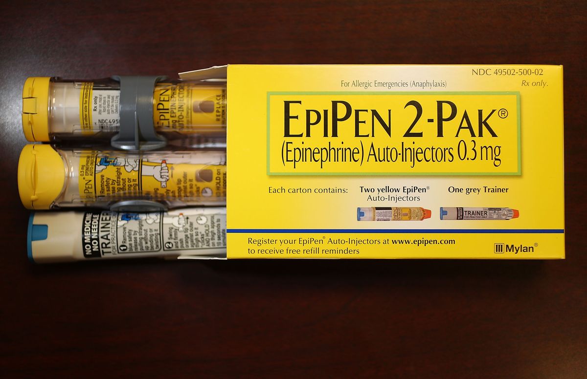 Milioane de americani folosesc EpiPens