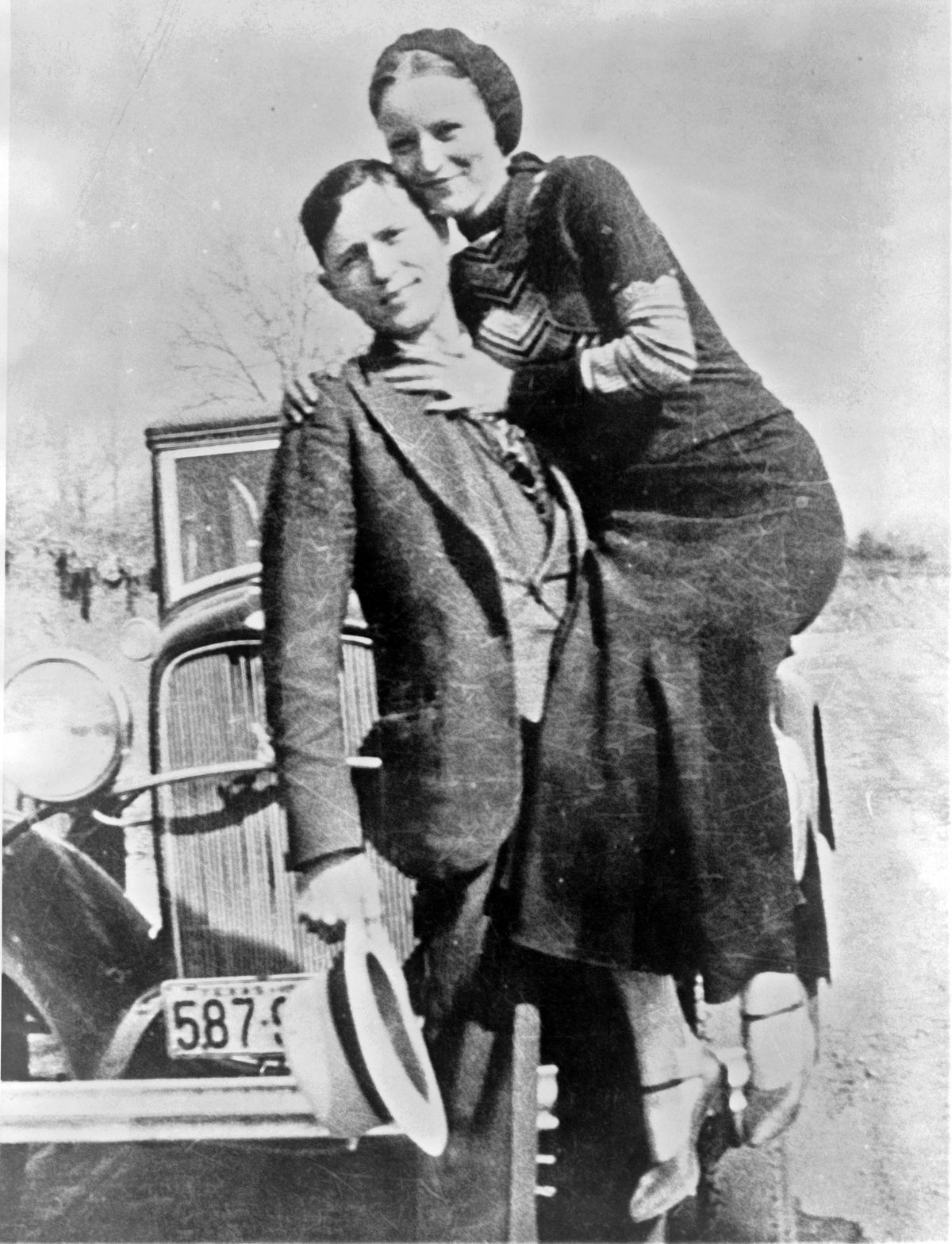 Queste foto rappresentano la vita reale di Bonnie e Clyde