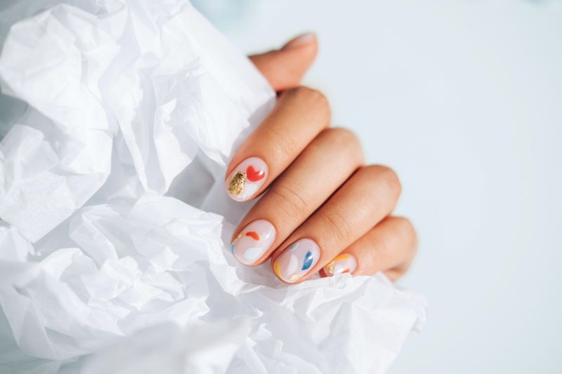 8 tendenze nail art che faranno salire di livello il tuo gioco di manicure quest'anno