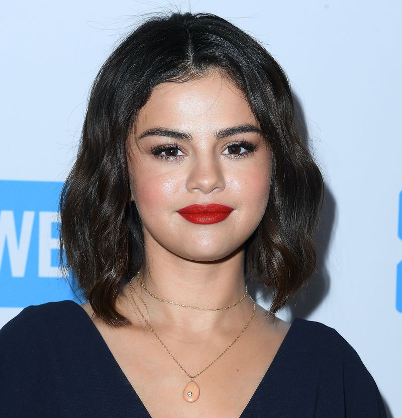 Twitter glaubt, dass der neue Bob von Selena Gomez Wizard of Waverly Vibes gibt