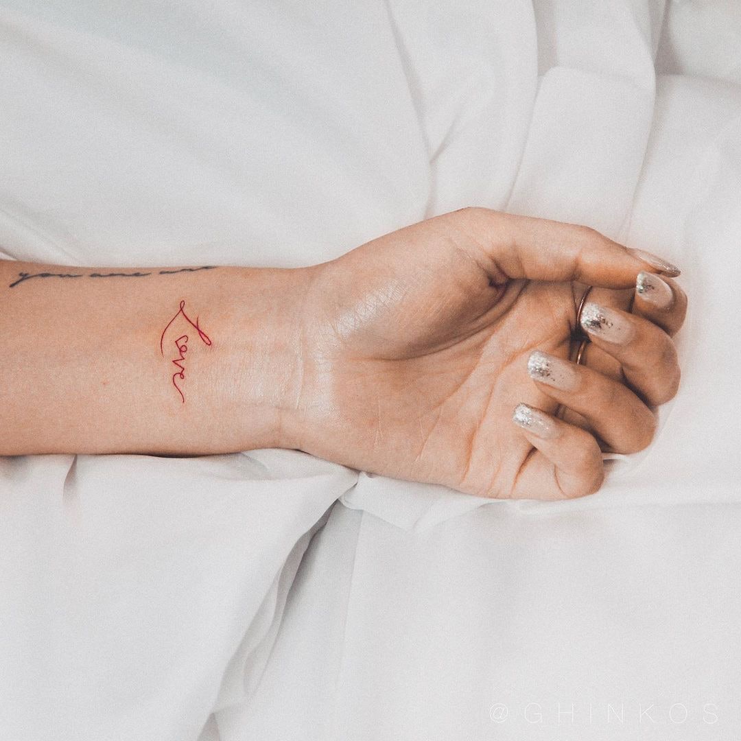 15 hienoviivaista tatuointiideaa seuraavan minimalistisen musteesi inspiroimiseksi