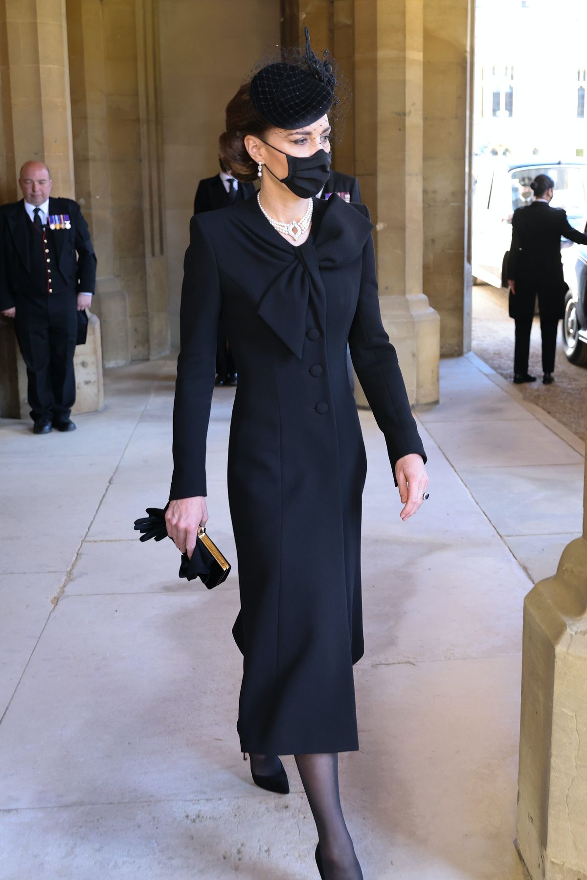 La historia detrás del collar de Kate en el funeral del príncipe Felipe